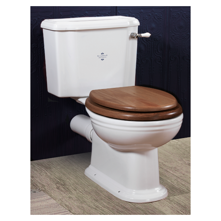 Toilette vittoriana con cisterna fissa