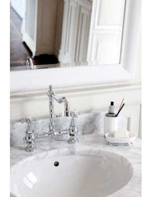 Celine double washbasin on frame 1100 x 600