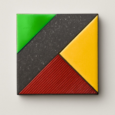 Plattor i Lavasten Glaserade – Prism Collection