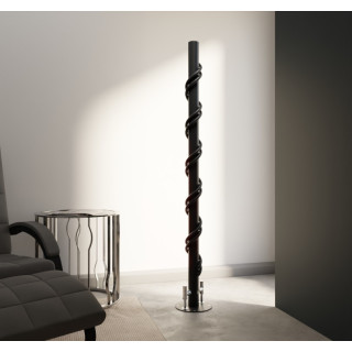 Radiador London – diseño de suelo en todos los colores.