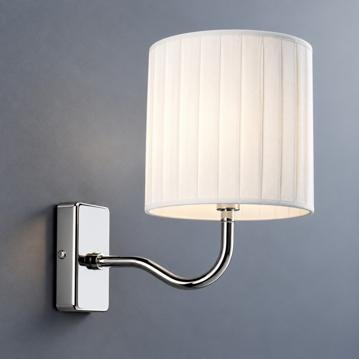 000915BI – Vägglampa med vit veckad skärm | Belysning